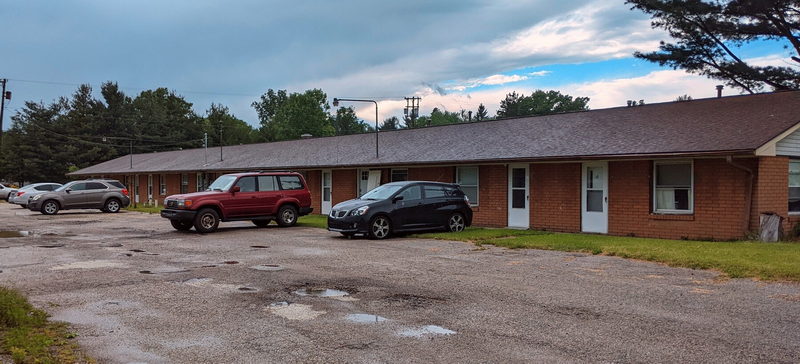 Dort Manor Apartments - Real Estate Photo (newer photo)